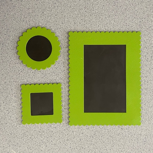Magnetic Photo Frames- Set of 3 - Picture 1 of 7